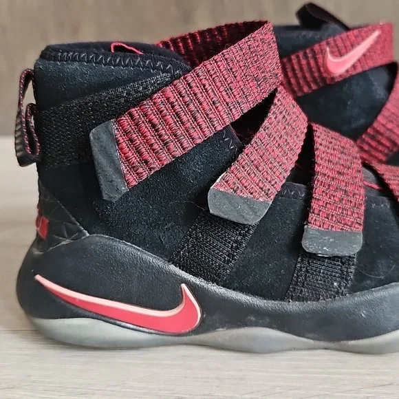 Nike Lebron Soldier 11 Sneakers, Toddler 11C - Picture 4 of 12